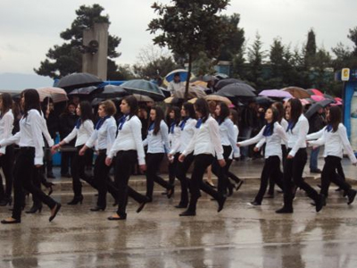 Ζάκυνθος: Δεν πραγματοποιήθηκε η παρέλαση λόγω κακοκαιρίας