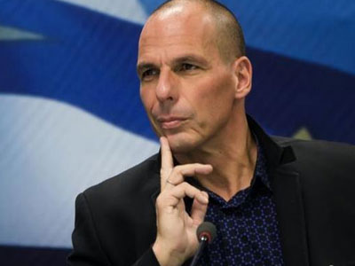 Σήμερα μεταβαίνει στο Παρίσι ο Γ. Βαρουφάκης