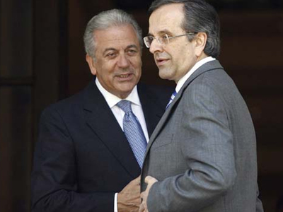 Συνάντηση Σαμαρά – Αβραμόπουλου στο Μέγαρο Μαξίμου Συνάντηση Σαμαρά – Αβραμόπουλου στο Μέγαρο Μαξίμου