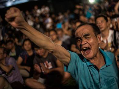 Διαδηλώσεις αναστατώνουν το Χονγκ Κονγκ Διαδηλώσεις αναστατώνουν το Χονγκ Κονγκ