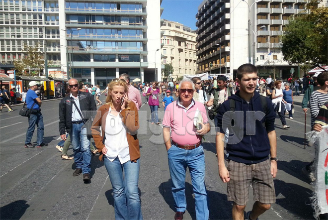 Στη πορεία συμμετέχει και η Περιφερειάρχης Αττικής Ρένα Δούρου