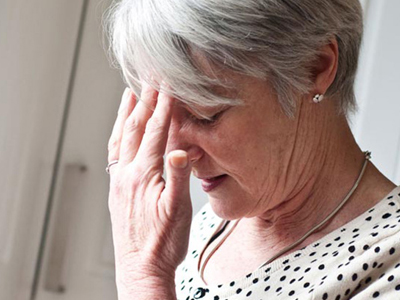 Η εμμηνόπαυση δυσκολεύει τη μνήμη Η εμμηνόπαυση δυσκολεύει τη μνήμη