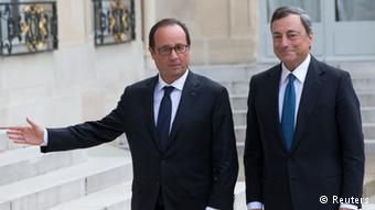 O Ντράγκι με τον γάλλο πρόεδρο Ολάντ