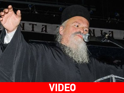 Η απάντηση του αρχιμανδρίτη που κατηγορείται ότι χτύπησε γυναίκα τροχονόμο