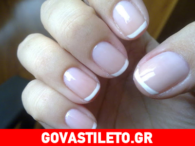 Πώς να δημιουργήσετε το γαλλικό μανικιούρ σε πολύ κοντά νύχια