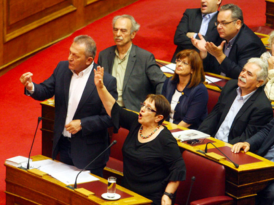 Τροπολογία του ΚΚΕ για την απαγόρευση των πλειστηριασμών