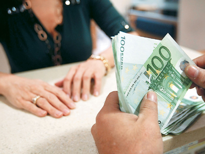 Οι όροι και οι προϋποθέσεις διανομής του κοινωνικού μερίσματος Οι όροι και οι προϋποθέσεις διανομής του κοινωνικού μερίσματος