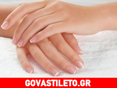 Δες τα δυο χρήσιμα tips για να κάνεις και εσύ τα νύχια σου να δείχνουν πιο μακριά Δες τα δυο χρήσιμα tips για να κάνεις και εσύ τα νύχια σου να δείχνουν πιο μακριά