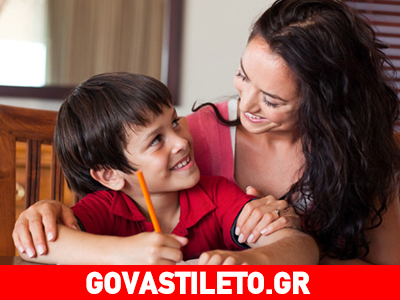 Το διάβασμα με τους γονείς βελτιώνει τις σχολικές επιδόσεις