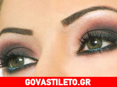 Μακιγιάζ γραφείου με πέντε απλά βήματα! Μακιγιάζ γραφείου με πέντε απλά βήματα!