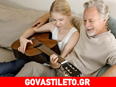 Πώς νιώθει ένα παιδί που έχει μεγάλους γονείς; Πώς νιώθει ένα παιδί που έχει μεγάλους γονείς;