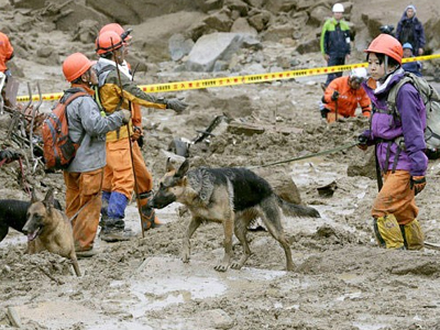 Χιροσίμα: 70 νεκροί και 18 αγνοούμενοι από τις κατολισθήσεις