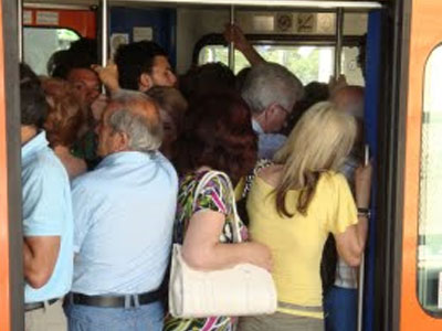 «Κονσερβοποιημένοι» οι επιβάτες του ΗΣΑΠ