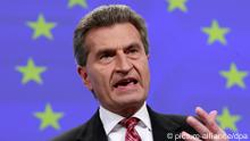  Ο ευρωπαίος Επίτροπος για την Ενέργεια Γκίντερ Έτινγκερ πάντως δεν αποκλείει το ενδεχόμενο νέου κουρέματος, ωστόσο όχι στο άμεσο μέλλον