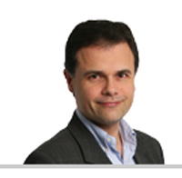 Ο συγγραφέας και αρθρογράφος Όλιβερ Καμ 