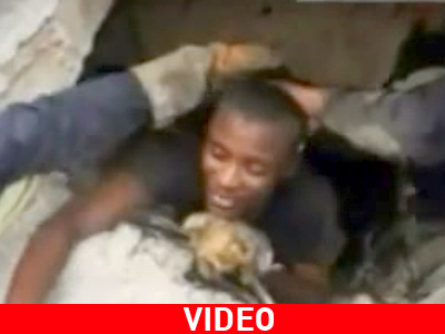 «Φοράει το καπέλο της Ελληνικής Ομάδας Διάσωσης»