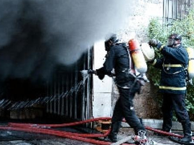 Πυρκαγιά σε εστιατόριο Πυρκαγιά σε εστιατόριο