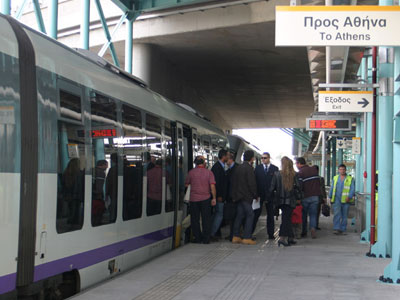 Παγίδες θανάτου στους σταθμούς του προαστιακού Παγίδες θανάτου στους σταθμούς του προαστιακού