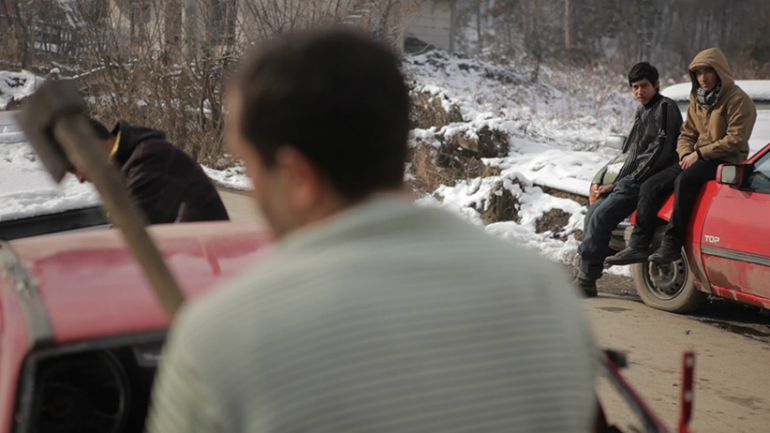 Φωτίζοντας τα Βαλκάνια