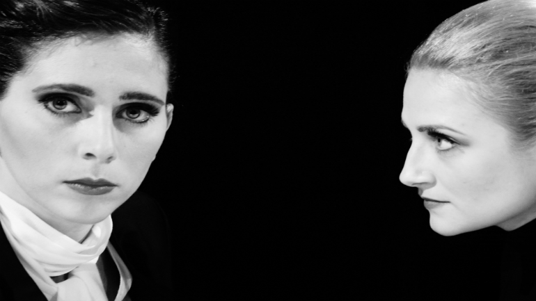 «Contractions» «Contractions»