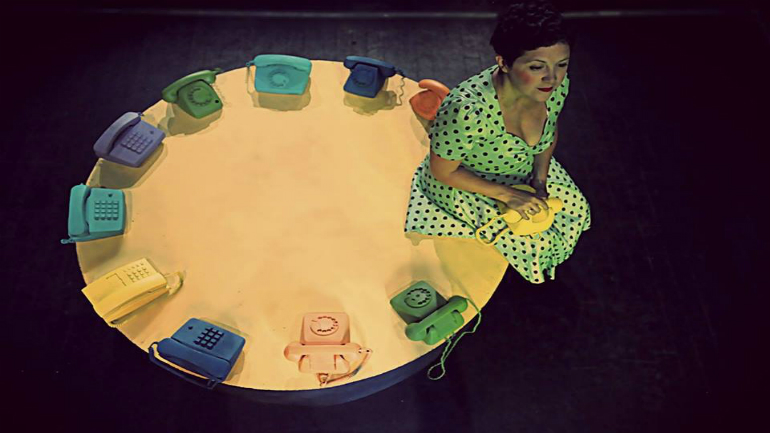 «Μυστικά», στο Θέατρο 104