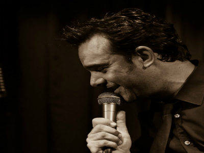 Ο Δώρος Δημοσθένους live στο HALF NOTE