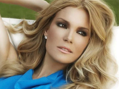 Ανανεώθηκε η Βίκυ Καγιά-Δείτε το νέο look στα μαλλιά της!