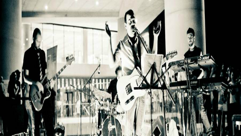 Μοnsieur Minimal LIVE