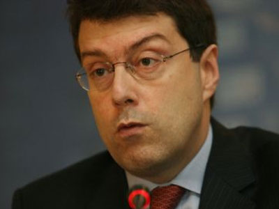 Πόλεμος για την ταμπακιέρα μεταξύ ΟΠΑΠ-ΠΑΣΟΚ