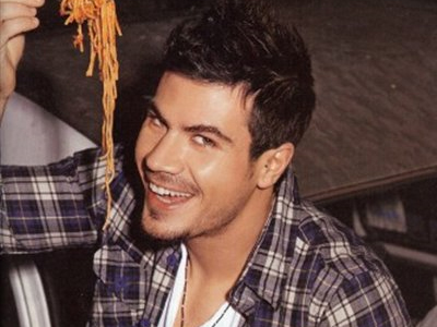 Ο Άκης είναι έτοιμος για γάμο και παιδιά