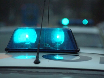 Έκλεψαν οχήματα από φύλακες εταιρείας