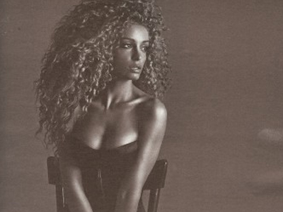 «Μου αρέσει να ζω τον έρωτα, την καψούρα, την αγάπη»