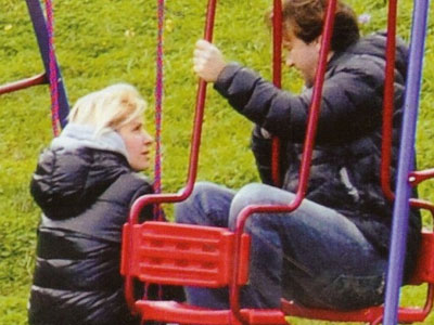 Ελένη – Ματέο: Ρομαντική βόλτα στις… κούνιες