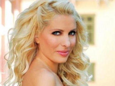 Η Ελένη έμαθε τα πάντα για τις διακοπές του Λάτσιου