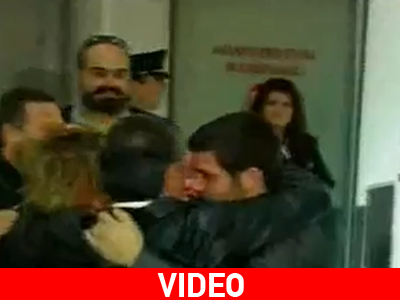 Σαν ήρωα τον υποδέχτηκαν