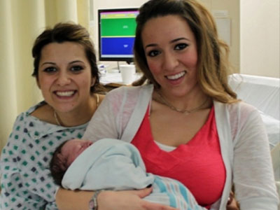 Η Καλομοίρα έγινε θεία