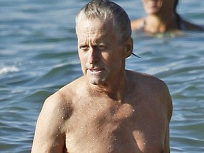 Ολιγοήμερες διακοπές για τον Douglas