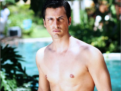 Ο Μάνος Πέτρου βρέθηκε αντιμέτωπος με ληστή