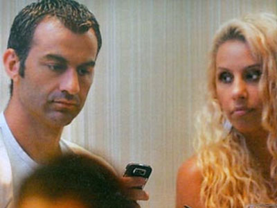 Μαστροκώστα – Δέλλας: Απόδραση στην Κύπρο