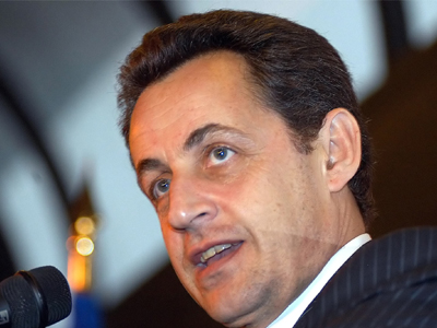 Τη στρατιωτική επέμβαση εξήγγειλε ο Νικολά Σαρκοζί