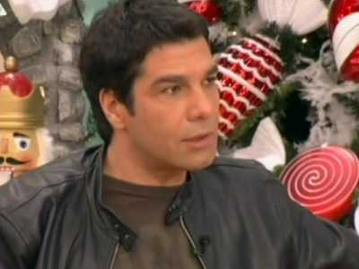 Π. Κασσανδρινός: Υπερασπίζεται τον ρόλο του