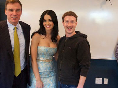 Όταν η Perry γνώρισε τον ιδρυτή του «Facebook»