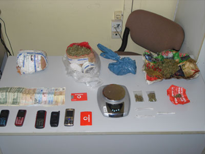 Συλλήψεις για ναρκωτικά στο Περιστέρι