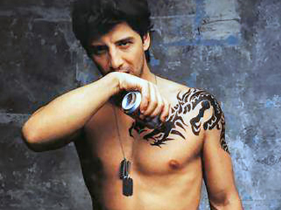 Έρχονται και εσώρουχα με την υπογραφή του Σάκη!