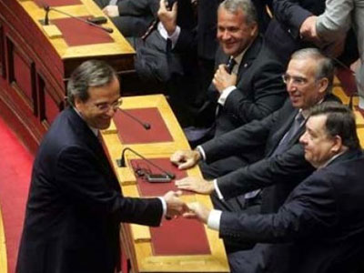 Χέρι χέρι πάει ο Σαμαράς με τον Καρατζαφέρη