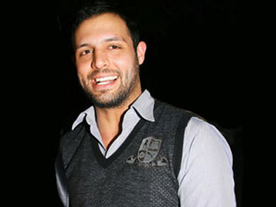 Ο Πούμπουρας δεν θα ερωτευτεί ξανά γιατί ξενέρωσε