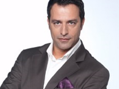 Ο Καλαθάς τα πάει με όλους καλά