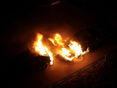 Παρανάλωμα του πυρός αυτοκίνητα στην Κρήτη