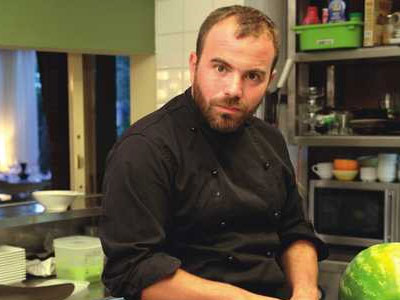Επέστρεψε στα… μαγειρέματα ο Καλλίδης