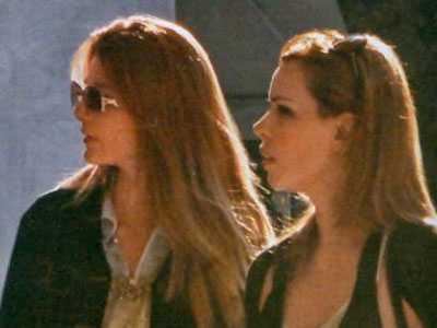 Λίλλη – Τζιβεριώτη: Βόλτα στην Κηφισιά